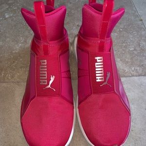 Puma fierce pink size 7.5